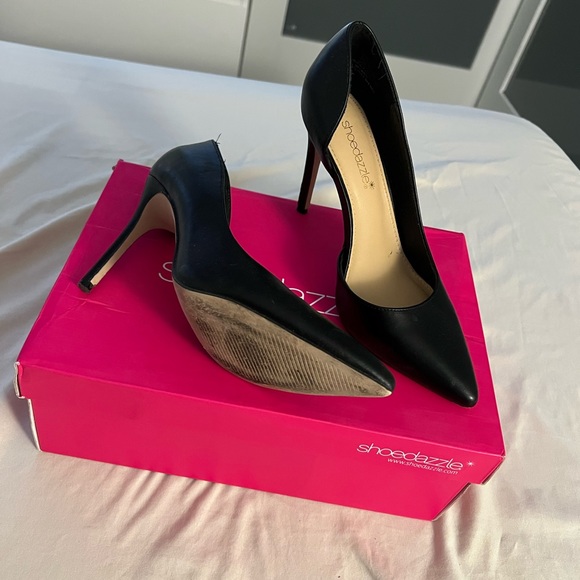 Worn once black heels - Picture 1 of 2